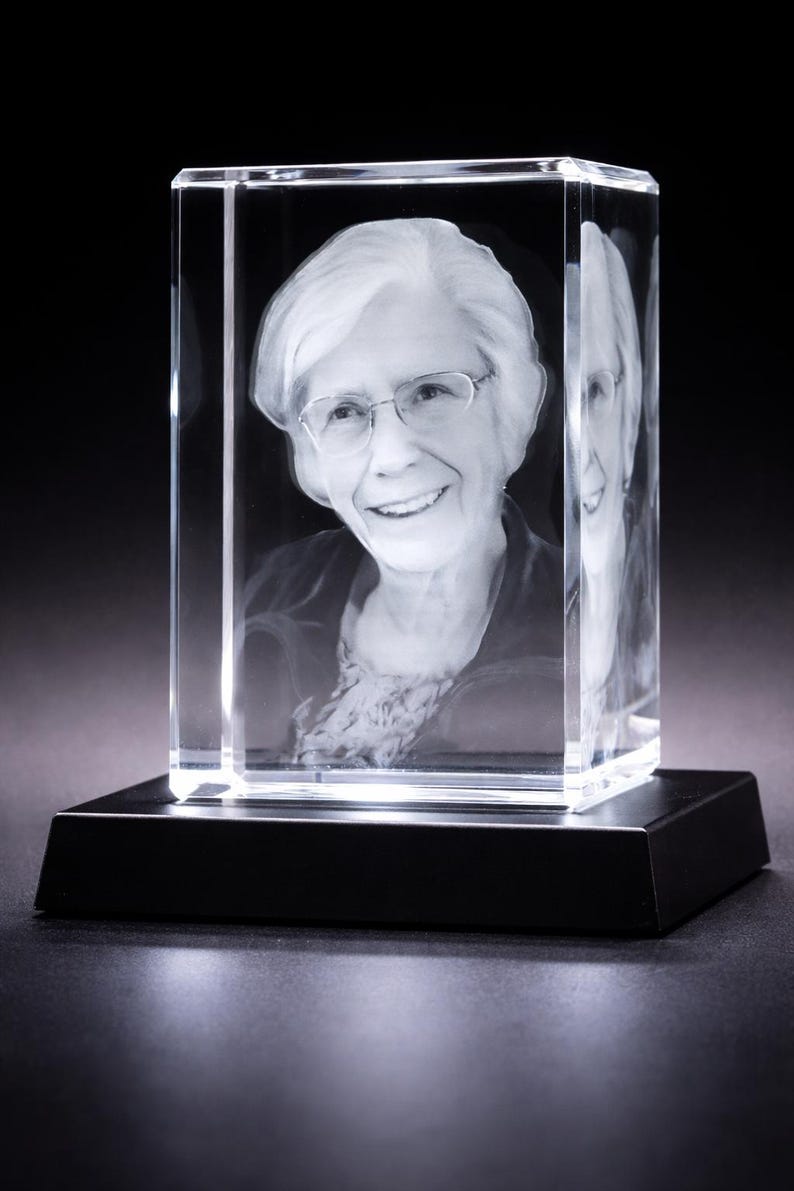 Personalized 3D Crystal Photo Engraving | Custom Pet Memorial Keepsake | Mother's Day Gift (LED Base Included)