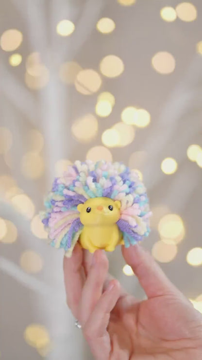 Hedgehog Desk Buddy: 3D Printed Yarn Pom Pom Decor - Mother's Day Gift